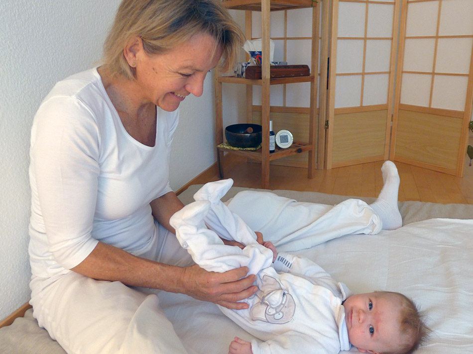 Baby-Shiatsu